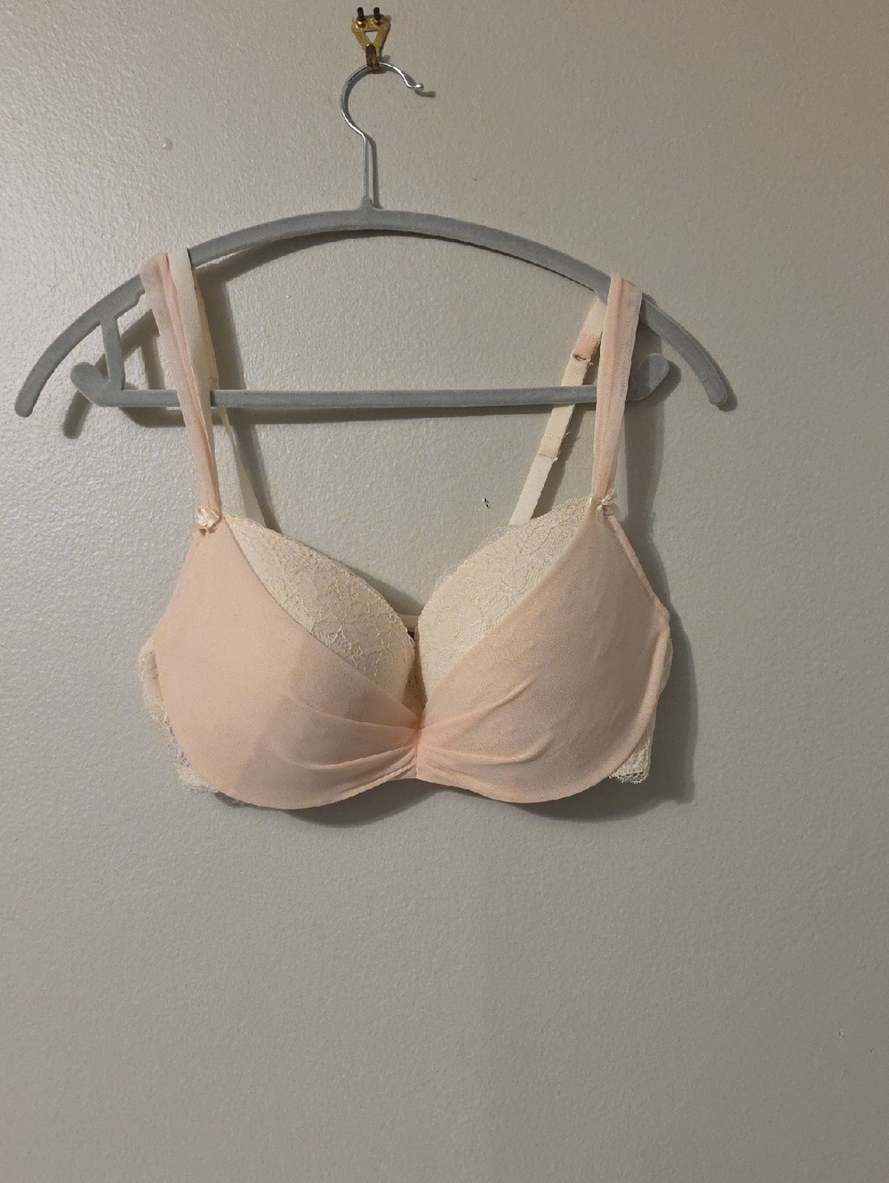 Adore Me Pink  Lace-Overlay Push-Up Bra Size 38DD.